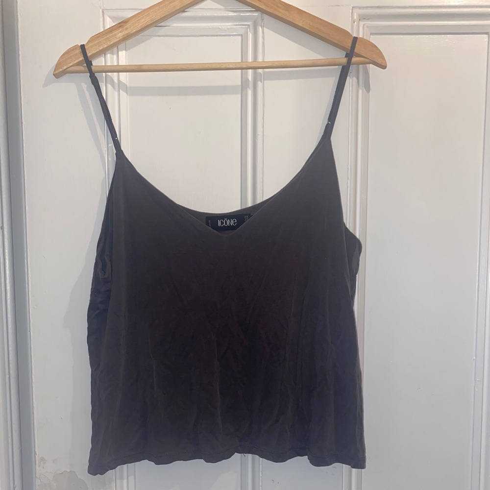 cropped tank top